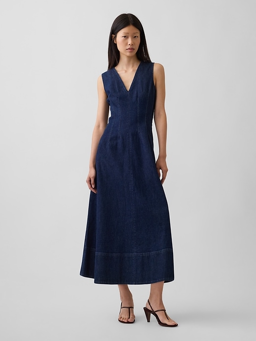 What's New at Gap This Week: The Tall Shop Bet on Denim Dresses