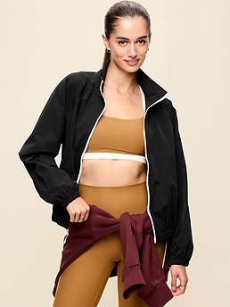 Old Navy Tall: Activewear and Tees Went on Sale, and Jeans Are the Exception