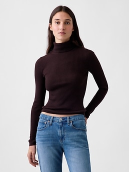 Lightweight CashSoft Rib Turtleneck Sweater in Terra brown